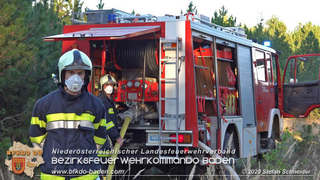 20200422 Waldbrand im Bereich Bezirksgrenze Wopfing (WN) und Alkersdorf (BN)  Foto: © Stefan Schneider BFK Baden