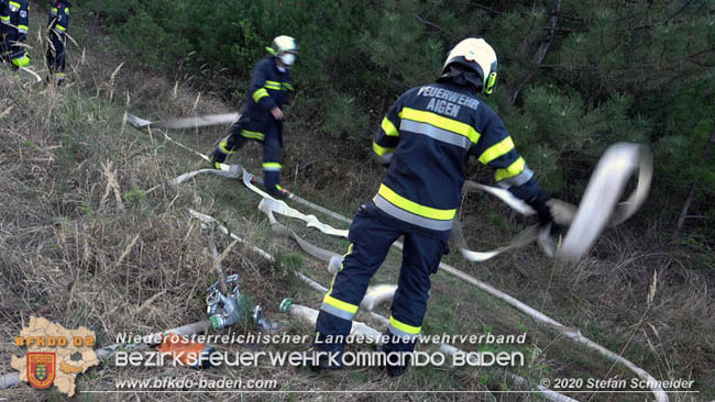 20200422 Waldbrand im Bereich Bezirksgrenze Wopfing (WN) und Alkersdorf (BN)  Foto: © Stefan Schneider BFK Baden