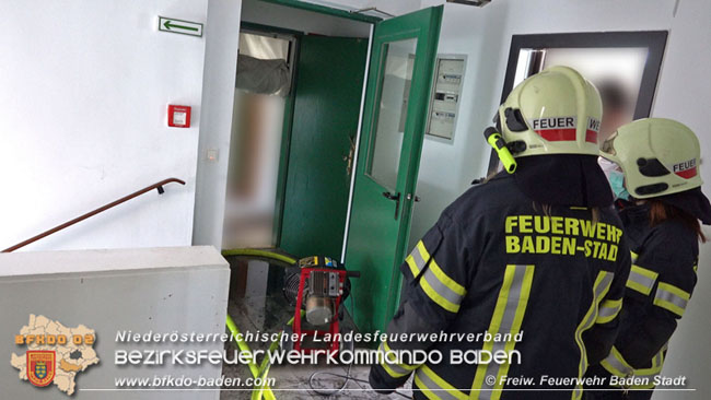 20200428 Wohnungsbrand in Badener Innenstadt Foto: Freiwillige Feuerwehr Baden-Stadt / Stefan Schneider 20200428 Wohnungsbrand in Badener Innenstadt Foto: Freiwillige Feuerwehr Baden-Stadt / Stefan Schneider