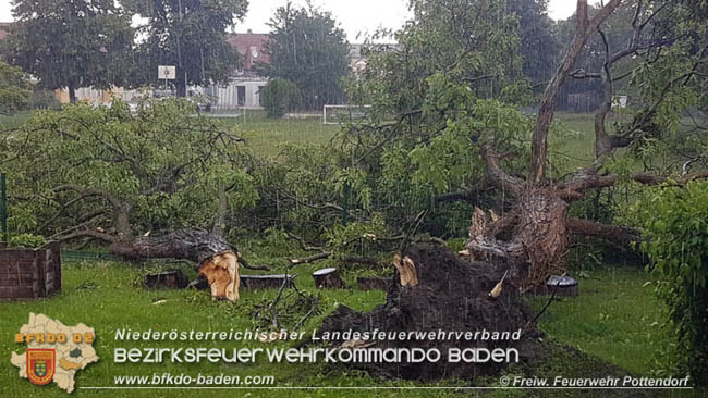 20200603 Heftige Gewitterzelle über Pottendorf  Foto: © Freiwillige Feuerwehr Pottendorf