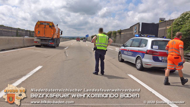 20200611 Verkehrsunfall mit 8 Verletzten auf der A2 bei Kottingbrunn RFB Süd   Foto: © Stefan Schneider BFK Baden