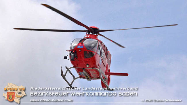 20200611 Verkehrsunfall mit 8 Verletzten auf der A2 bei Kottingbrunn RFB Süd   Foto: © Stefan Schneider BFK Baden