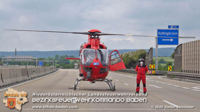 20200611 Verkehrsunfall mit 8 Verletzten auf der A2 bei Kottingbrunn RFB Süd   Foto: © Stefan Schneider BFK Baden