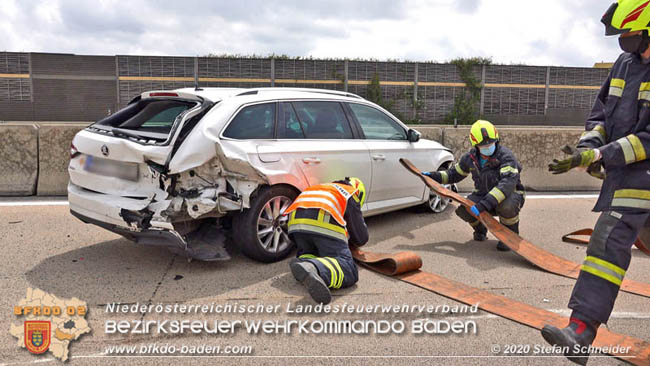 20200611 Verkehrsunfall mit 8 Verletzten auf der A2 bei Kottingbrunn RFB Süd   Foto: © Stefan Schneider BFK Baden