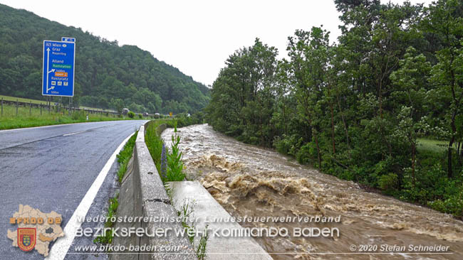 20200621 Hochwasserführende Schwechat und starke Regenfälle Raum Klausen-Leopoldsdorf Fotos: © Stefan Schneider 20200621 Hochwasserführende Schwechat und starke Regenfälle Raum Klausen-Leopoldsdorf Fotos: © Stefan Schneider