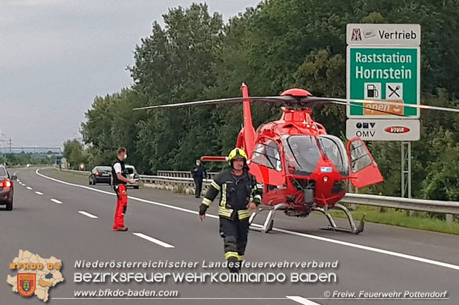 20200805 Verkehrsunfall auf der A3 zwischen Pottendorf NÖ und Hornstein Bgld Foto: © Freiwillige Feuerwehr Pottendorf 20200805 Verkehrsunfall auf der A3 zwischen Pottendorf NÖ und Hornstein Bgld Foto: © Freiwillige Feuerwehr Pottendorf