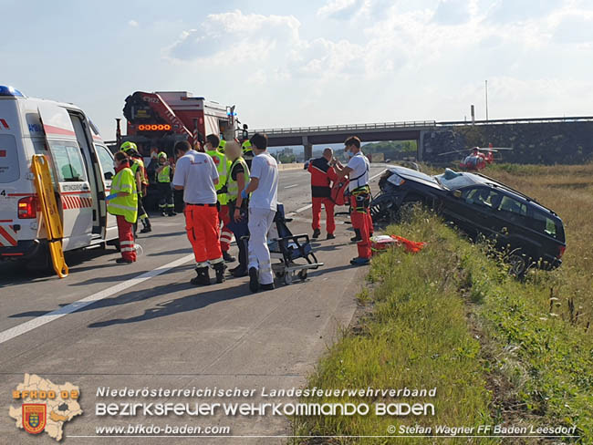 20200807 Verkehrsunfall auf der A2 Höhe Abfahrt Bad Vöslau RFb Süd   Foto: © LM Stefan Wagner FF Baden-Leesdorf