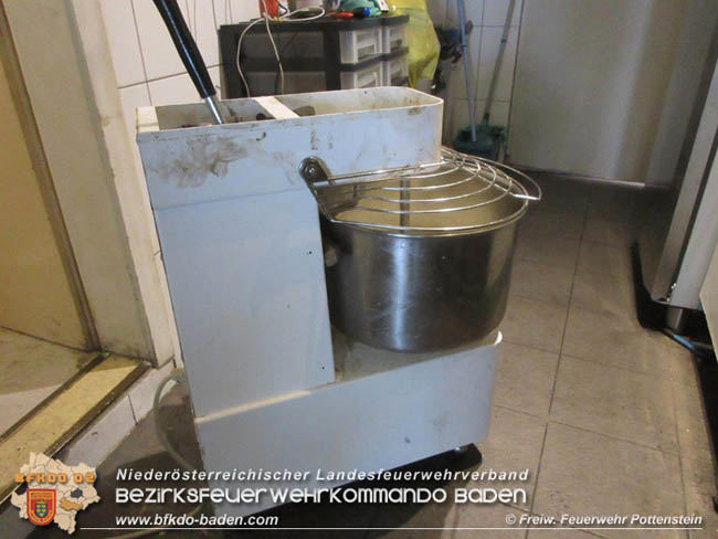20200827 Kleinkind in Notlage   Foto: © Markus Hackl u. Gerald Schwarz FF Pottenstein