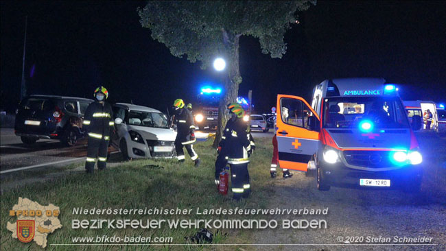 20200904 Verkehrsunfall auf der B210 im Freilandgebiet von Tribuswinkel  Foto: © Stefan Schneider