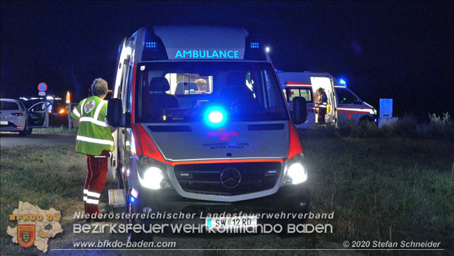 20200904 Verkehrsunfall auf der B210 im Freilandgebiet von Tribuswinkel  Foto: © Stefan Schneider