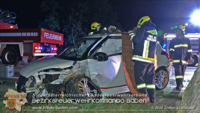 20200904 Verkehrsunfall auf der B210 im Freilandgebiet von Tribuswinkel  Foto: © Stefan Schneider