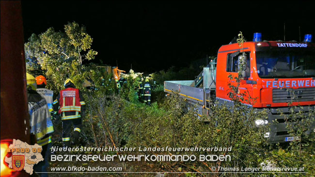 20200906 Vierachs-Lkw Kehrmaschine verunfallt auf der L157 bei Tattendorf   Foto: © Thomas Lenger Monatsrevue.at
