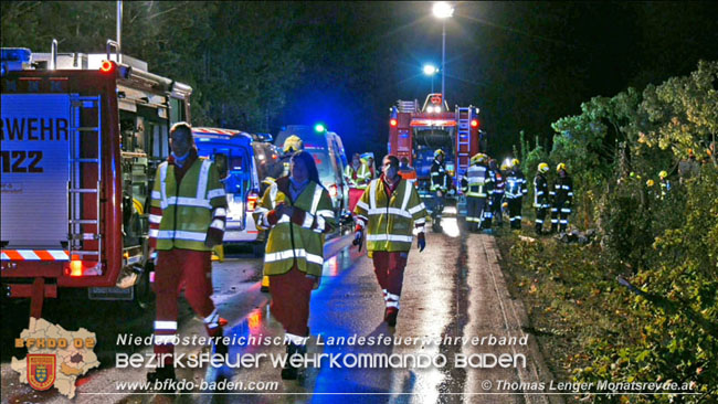 20200906 Vierachs-Lkw Kehrmaschine verunfallt auf der L157 bei Tattendorf   Foto: © Thomas Lenger Monatsrevue.at