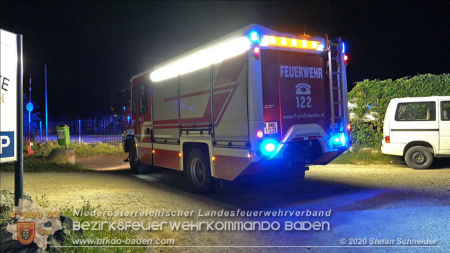 20200918 Kleintransporter prallt gegen Unterführung in der Einöde Pfaffstätten Foto: © Stefan Schneider 20200918 Kleintransporter prallt gegen Unterführung in der Einöde Pfaffstätten Foto: © Stefan Schneider