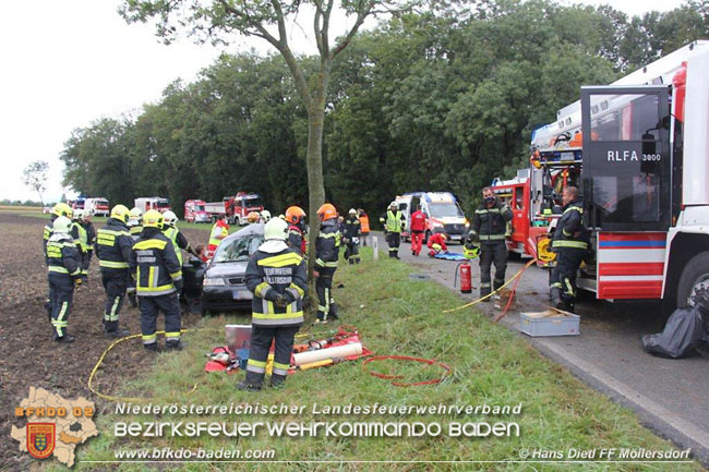 20200928 Verkehrsunfall Möllersdorf - Münchendorf  Fotos: © Hans Dietl FF Möllersdorf