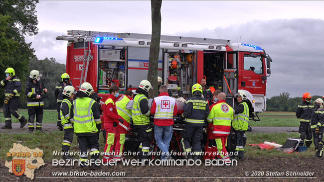 20200928 Verkehrsunfall Möllersdorf - Münchendorf  Fotos: © Stefan Schneider BFK Baden