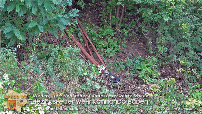 20200102 Bergung eines LKW-Sattelzuges auf der A2 Rastplatz Triestingtal bei Leobersdorf  Foto: © Stefan Schneider