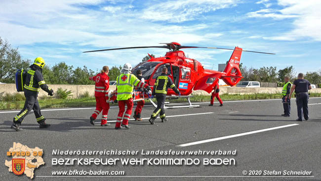 20201009 Schwerer Verkehrsunfall auf der A2 zwischen Leobersdorf und Wöllersdorf  Foto: © Stefan Schneider BFK BADEN