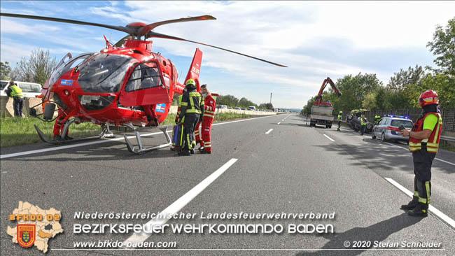20201009 Schwerer Verkehrsunfall auf der A2 zwischen Leobersdorf und Wöllersdorf  Foto: © Stefan Schneider BFK BADEN