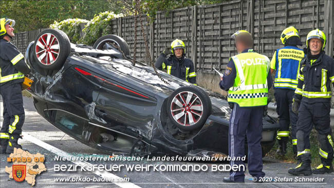 20201009 Schwerer Verkehrsunfall auf der A2 zwischen Leobersdorf und Wöllersdorf  Foto: © Stefan Schneider BFK BADEN