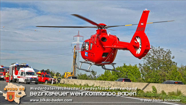20201009 Schwerer Verkehrsunfall auf der A2 zwischen Leobersdorf und Wöllersdorf  Foto: © Stefan Schneider BFK BADEN