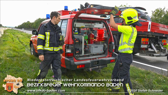 20201009 Schwerer Verkehrsunfall auf der A2 zwischen Leobersdorf und Wöllersdorf  Foto: © Stefan Schneider BFK BADEN