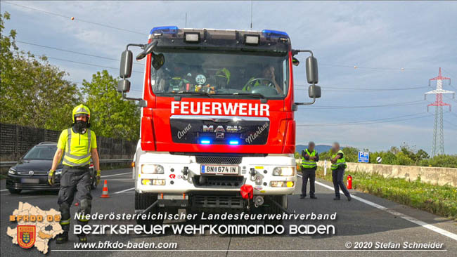 20201009 Schwerer Verkehrsunfall auf der A2 zwischen Leobersdorf und Wöllersdorf  Foto: © Stefan Schneider BFK BADEN