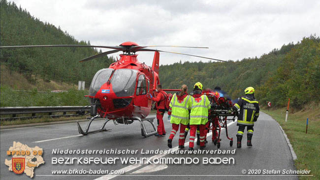 20201014 Verkehrsunfall auf der A21 zwischen Mayerling und Heiligenkreuz  Foto: © Stefan Schneider 