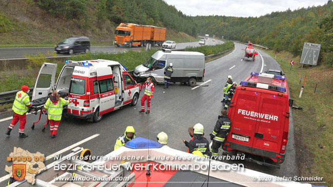 20201014 Verkehrsunfall auf der A21 zwischen Mayerling und Heiligenkreuz  Foto: © Stefan Schneider 