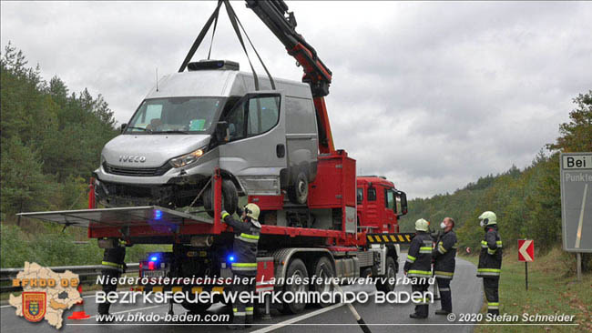 20201014 Verkehrsunfall auf der A21 zwischen Mayerling und Heiligenkreuz  Foto: © Stefan Schneider 