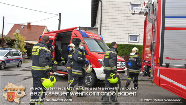 20201014 Unterstützung Rettungsdienst bei Arbeitsunfall Möllersdorf/Guntramsdorf  Fotos: © Stefan Schneider BFK BADEN