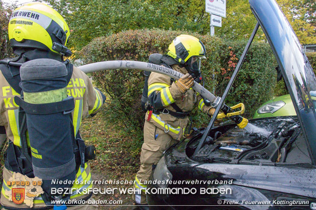 20201024 Fahrzeugbrand in Kottingbrunn  Foto: © Melanie Pock FF Kottingbrunn 
