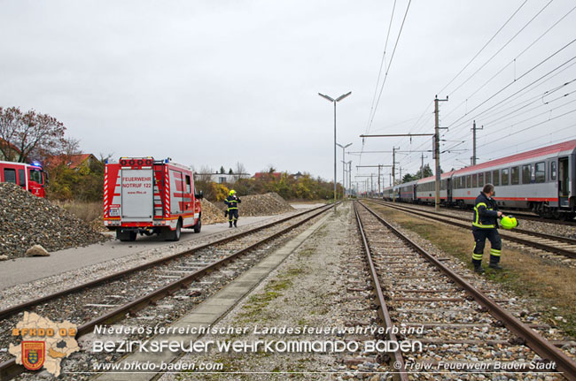 20201112 Brandverdacht bei Eurocity-Zug am Frachtenbahnhof Baden Fotos: © Freiwillige Feuerwehr Baden-Stadt / Roman Van de Castell 20201112 Brandverdacht bei Eurocity-Zug am Frachtenbahnhof Baden Fotos: © Freiwillige Feuerwehr Baden-Stadt / Roman Van de Castell