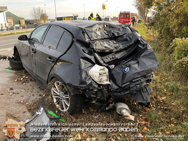20201114 Verkehrsunfall auf der LB17 in Günselsdorf  Foto: © Christopher Neumayer FF Günselsdorf 