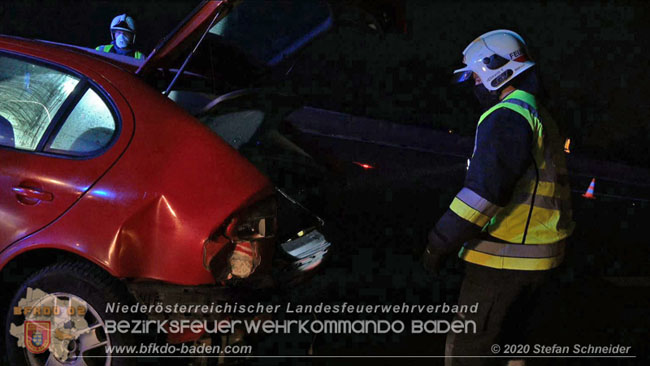 20201130 Verkehrsunfall auf der A2 Südautobahn Höhe Traiskirchen  Foto © Stefan Schneider BFK Baden