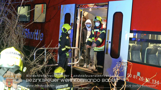 20201205 Unfall auf der Südbahnstrecke bei Kottingbrunn  Foto: © Stefan Schneider BFKDO BADEN
