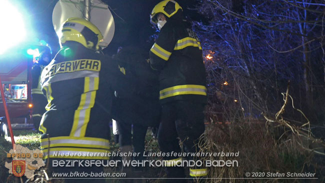 20201205 Unfall auf der Südbahnstrecke bei Kottingbrunn  Foto: © Stefan Schneider BFKDO BADEN