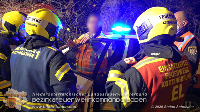 20201205 Unfall auf der Südbahnstrecke bei Kottingbrunn  Foto: © Stefan Schneider BFKDO BADEN