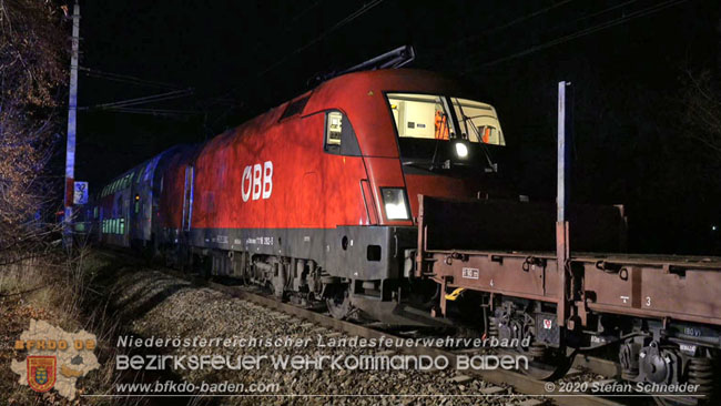 20201205 Unfall auf der Südbahnstrecke bei Kottingbrunn  Foto: © Stefan Schneider BFKDO BADEN