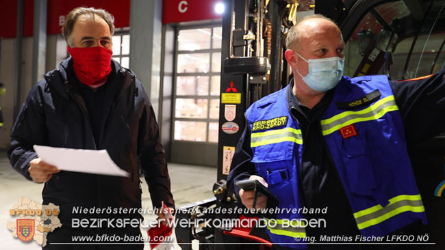 20201209 Transport von SARS-Cov-2 Antigen Test-Kits Foto: © Ing. Matthias Fischer LFKDO NÖ 20201209 Transport von SARS-Cov-2 Antigen Test-Kits Foto: © Ing. Matthias Fischer LFKDO NÖ