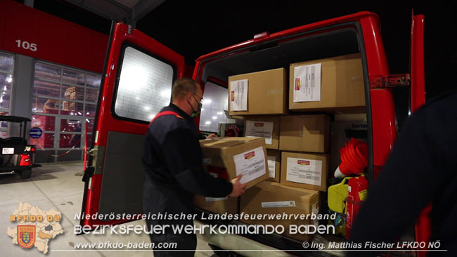 20201209 Transport von SARS-Cov-2 Antigen Test-Kits Foto: © Ing. Matthias Fischer LFKDO NÖ 20201209 Transport von SARS-Cov-2 Antigen Test-Kits Foto: © Ing. Matthias Fischer LFKDO NÖ