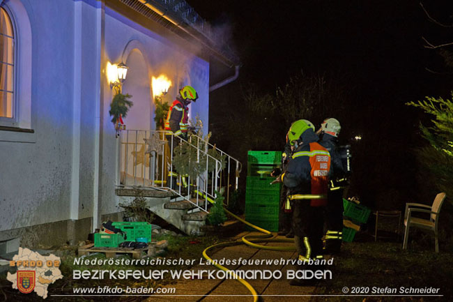 20202020 Alarmierter Schadstoffeinsatz stellte sich als defekte Heizanlage heraus in Baden Ortsteil Weikersdorf Foto: © Stefan Schneider BFKDO Baden 20202020 Alarmierter Schadstoffeinsatz stellte sich als defekte Heizanlage heraus in Baden Ortsteil Weikersdorf Foto: © Stefan Schneider BFKDO Baden