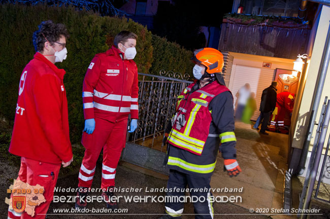20201223 Sechsköpfige Familie bei Wohnungbrand in Sicherheit gebracht Foto: © Stefan Schneider 20201223 Sechsköpfige Familie bei Wohnungbrand in Sicherheit gebracht Foto: © Stefan Schneider