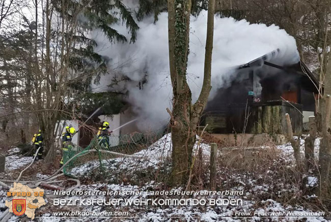 20210111 Brand einer Holzhütte im Waldgebiet Furth a.d.Triesting Foto: © FF Weissenbach/Triesting 20210111 Brand einer Holzhütte im Waldgebiet Furth a.d.Triesting Foto: © FF Weissenbach/Triesting
