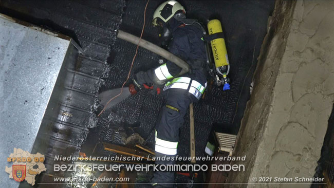 20210111 Brand einer Holzhütte im Waldgebiet Furth a.d.Triesting   Foto: © Stefan Schneider BFKDO Baden