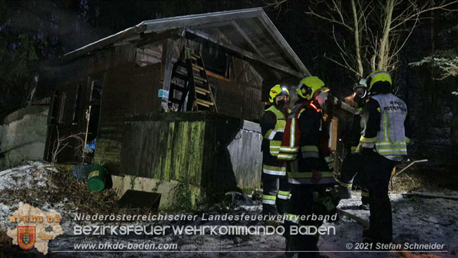 20210111 Brand einer Holzhütte im Waldgebiet Furth a.d.Triesting   Foto: © Stefan Schneider BFKDO Baden