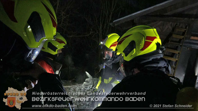 20210111 Brand einer Holzhütte im Waldgebiet Furth a.d.Triesting   Foto: © Stefan Schneider BFKDO Baden
