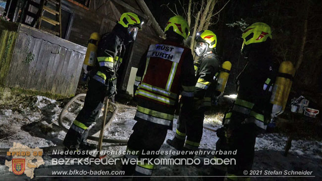 20210111 Brand einer Holzhütte im Waldgebiet Furth a.d.Triesting   Foto: © Stefan Schneider BFKDO Baden
