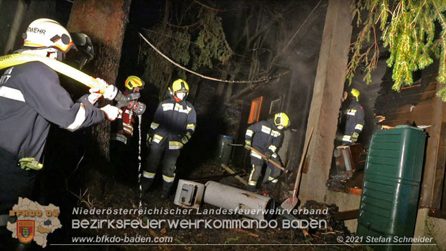 20210111 Brand einer Holzhütte im Waldgebiet Furth a.d.Triesting   Foto: © Stefan Schneider BFKDO Baden