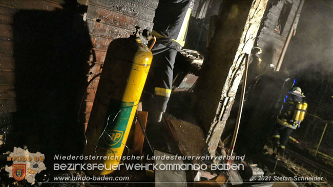 20210111 Brand einer Holzhütte im Waldgebiet Furth a.d.Triesting   Foto: © Stefan Schneider BFKDO Baden